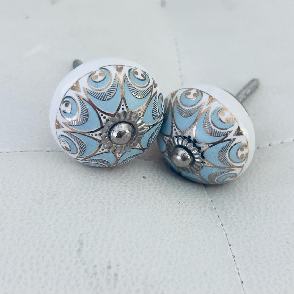 Anthropologie Ceramic Blue  & White Round Doorknobs Silver Accents